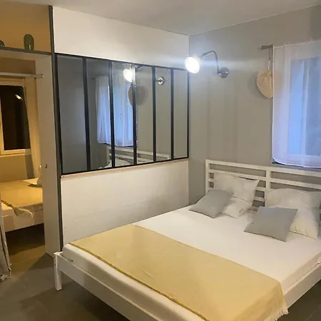 Maison De Familiale Avec Piscine Privée Casa vacanze *