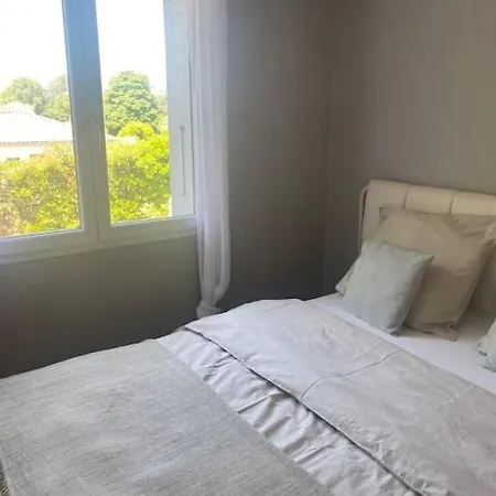 Maison De Familiale Avec Piscine Privée